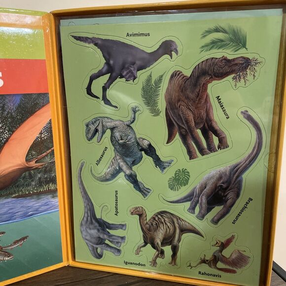 NEW Dinosaurs Magnetic Learning‎ Activity Book Stickers Play Tray Models Magnets - Picture 7 of 8